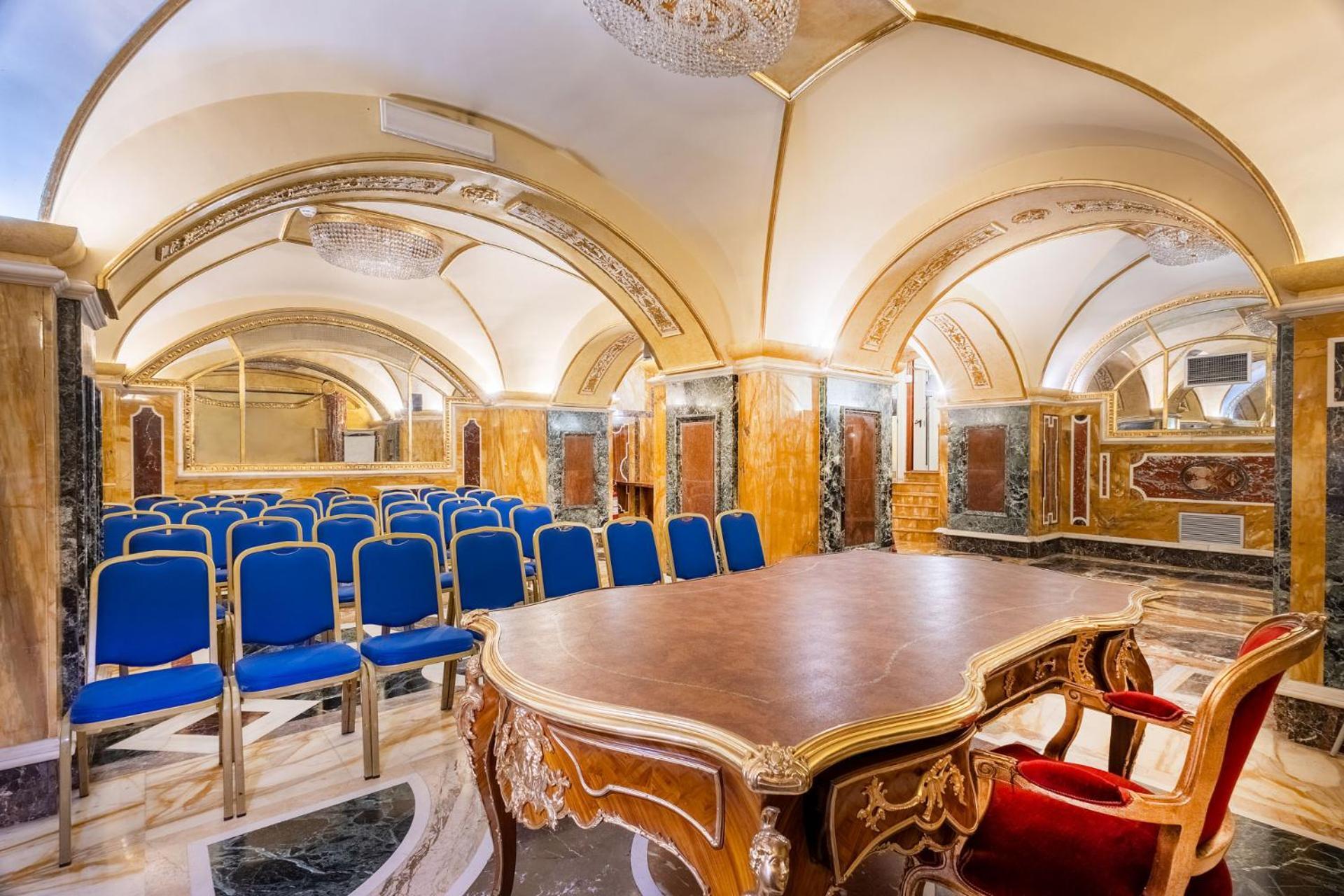 Hotel Des Epoques — Foto’s 1